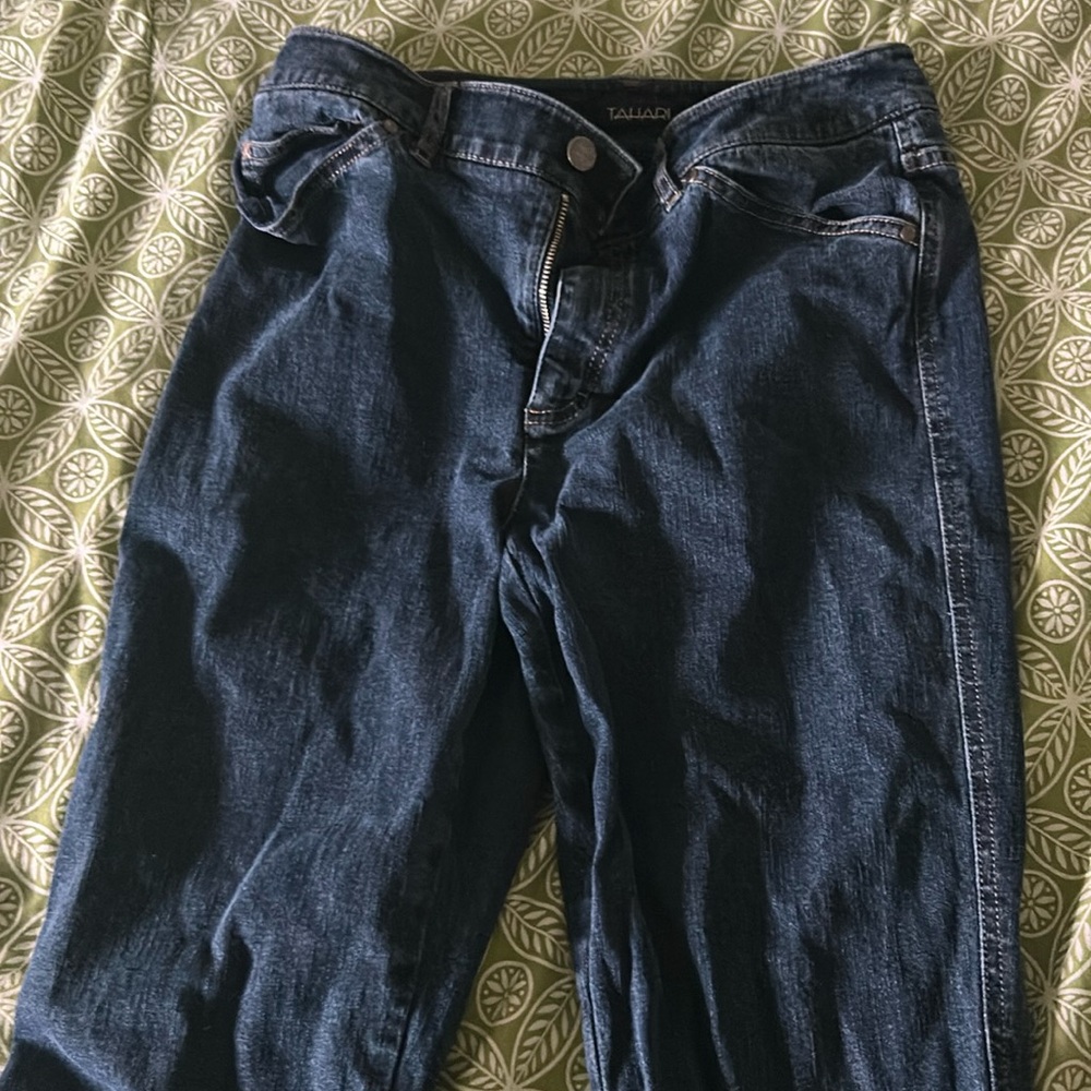 American Eagle, dark wash flare leggings